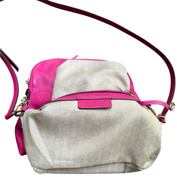 MICHAEL KORS BEDFORD TASSEL FUSCHIA PEBBLE LEATHER FLAP SHOULDER BAG CROSSBODY - Picture 13 of 16